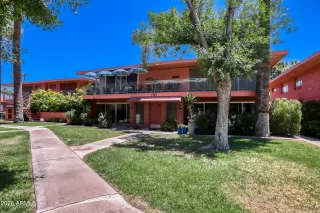 Photo #3: 7035984 Listing