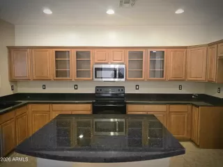 Photo #2: 7036220 Listing 