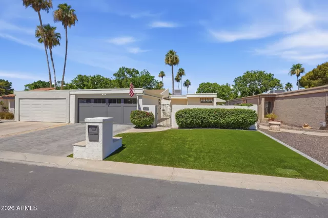 MLS: 7036263 Condo For Sale