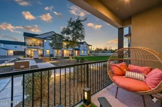 Photo #1: 7036412 Listing 