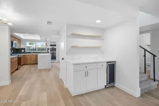 Photo #5: 7036607 Listing 