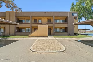 Photo #2: 7036675 Listing