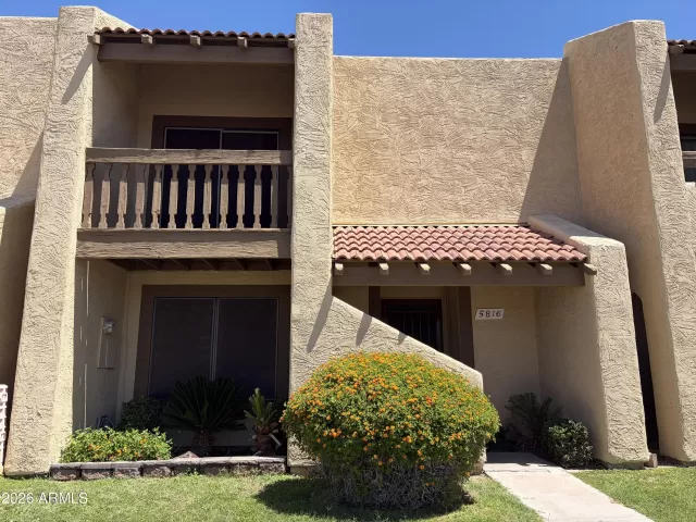 MLS: 7036957 Condo For Sale