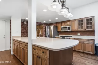 Photo #3: 7036967 Listing 