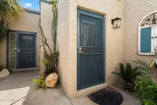 Photo #2: 7037095 Listing 