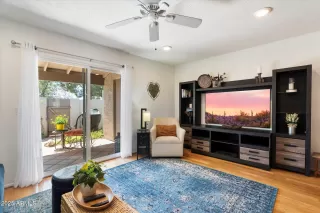 Photo #5: 7037095 Listing 