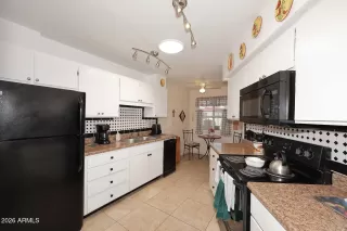 Photo #4: 7037114 Listing 