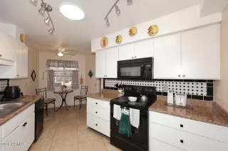 Photo #5: 7037114 Listing 