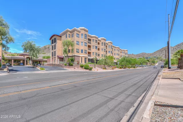 MLS: 7037177 Condo For Sale