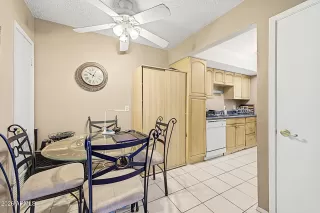 Photo #3: 7037187 Listing