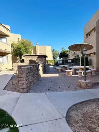 Photo #2: 7037263 Listing 