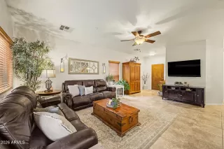 Photo #6: 7037349 Listing 