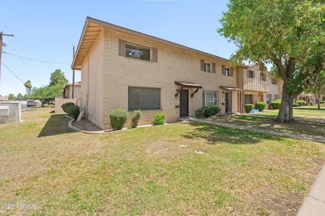 MLS: 7037377 Condo For Sale