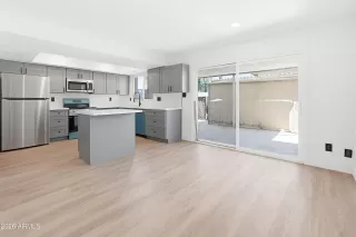 Photo #3: 7037377 Listing 