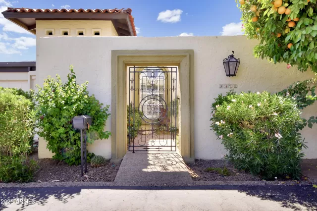 MLS: 7037425 Condo For Sale
