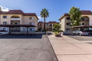 Photo #5: 7037496 Listing 