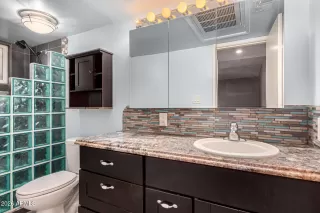 Photo #4: 7037581 Listing 