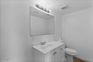 Photo #3: 7037688 Listing 