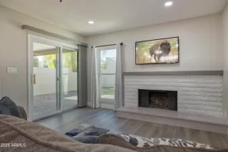 Photo #6: 7037705 Listing