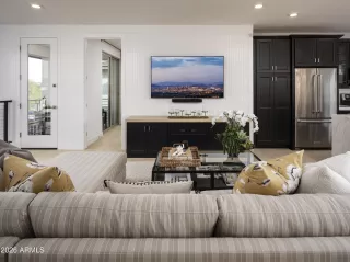 Photo #5: 7037852 Listing 