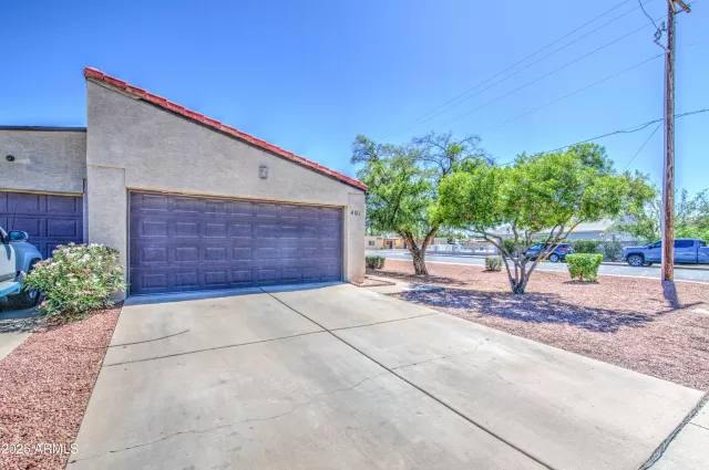 MLS: 7037853 Condo For Sale