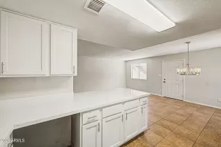 Photo #2: 7037912 Listing 