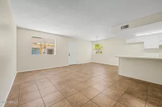 Photo #4: 7037912 Listing 