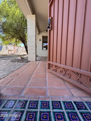 Photo #2: 7037992 Listing 