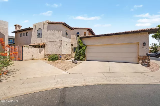 MLS: 7038125 Condo For Sale