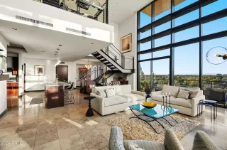 More Details about MLS # 7038239 : 208 W PORTLAND STREET 557#557