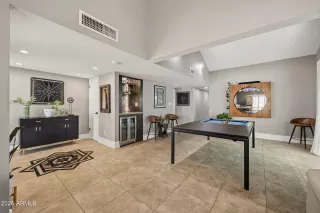 Photo #4: 7038279 Listing