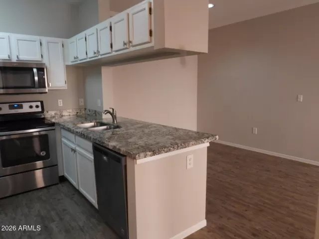 MLS: 7038299 Condo For Sale