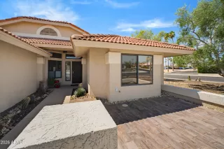 Photo #5: 7038635 Listing
