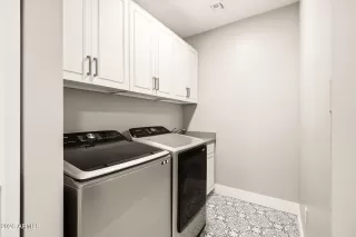 Photo #2: 7038675 Listing
