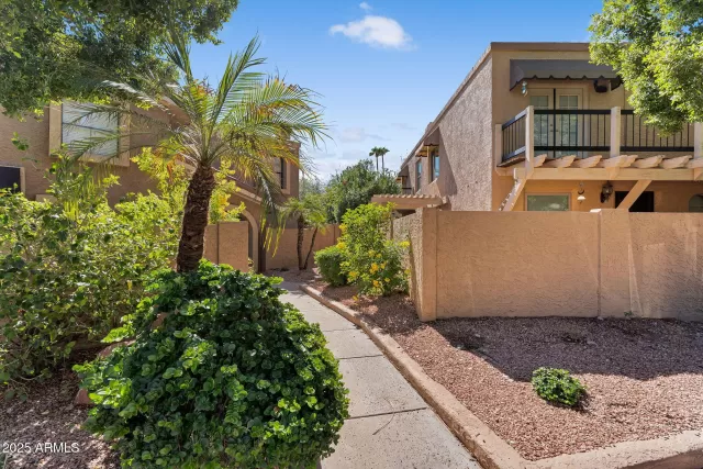 MLS: 7038811 Condo For Sale