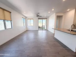 Photo #2: 7038876 Listing