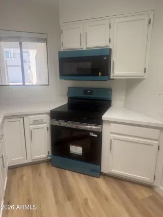 Photo #5: 7038895 Listing 