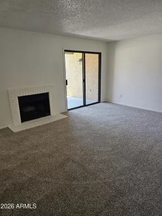 Photo #2: 7038913 Listing 