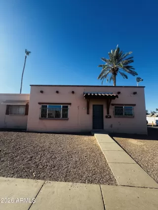 Photo #1: 7038920 Listing
