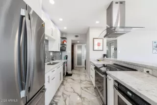 Photo #2: 7039044 Listing
