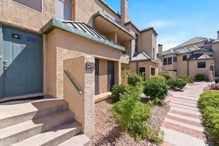 Browse active condo listings in RENAISSANCE PARK
