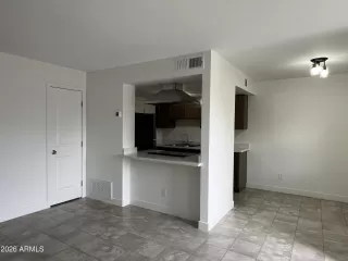 Photo #5: 7039336 Listing