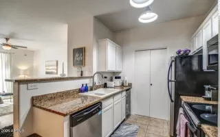Photo #5: 7039718 Listing