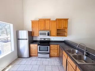 Photo #1: 7039728 Listing