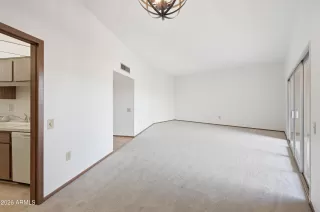 Photo #3: 7039735 Listing 