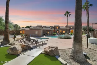 Photo #2: 7039798 Listing