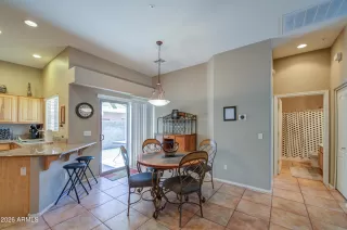 Photo #5: 7039798 Listing