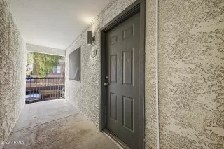 Primary Photo for MLS#: 7039953