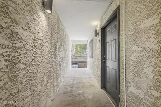 Photo #1: 7039953 Listing