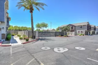 Photo #5: 7040091 Listing 